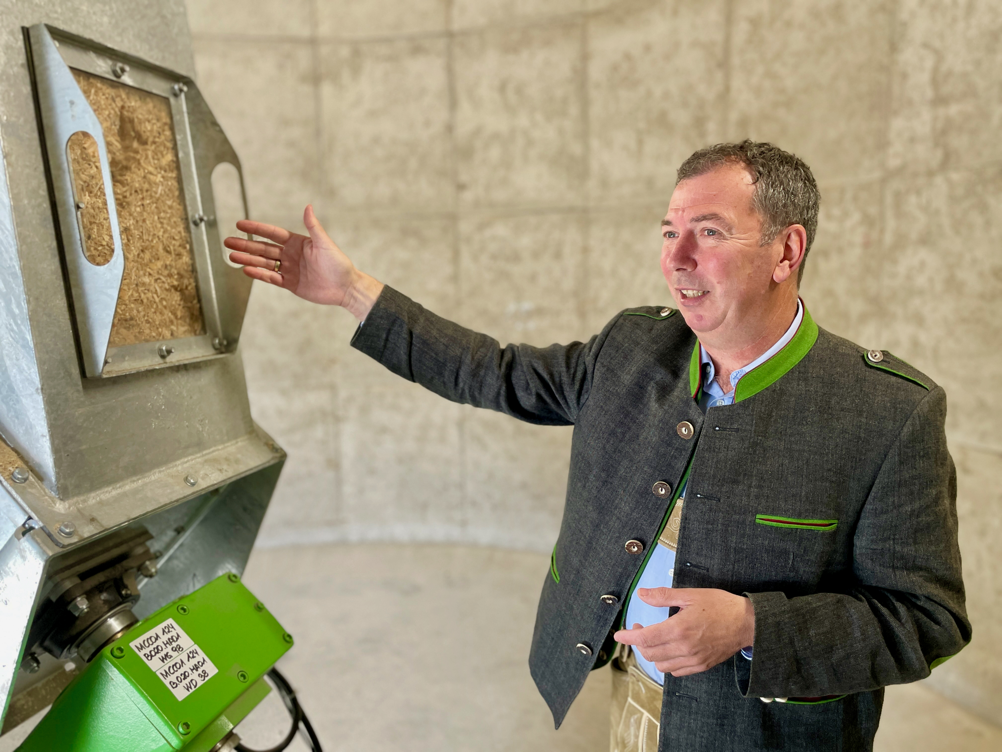 Franz Moser im Pelletwerk | &copy; proPelletsAustria